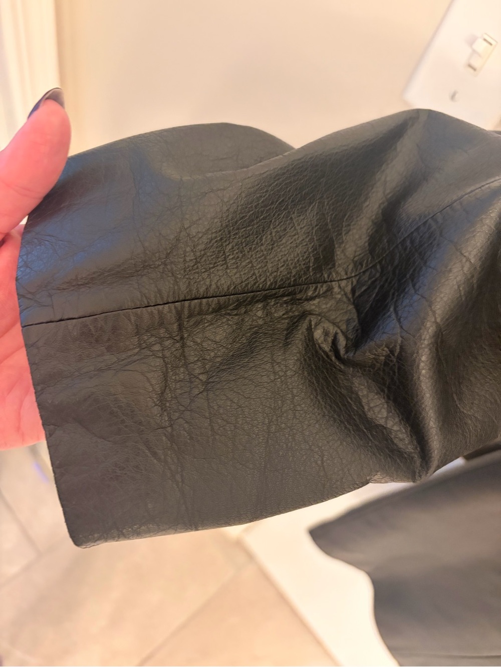 Wilsons Leather Women's Black Leather Coat with Red Quilted Lining - Picture 8 of 8